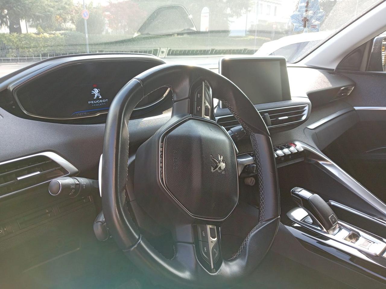 Peugeot 5008 Allure 1.6 Blue HDI 115 #7829