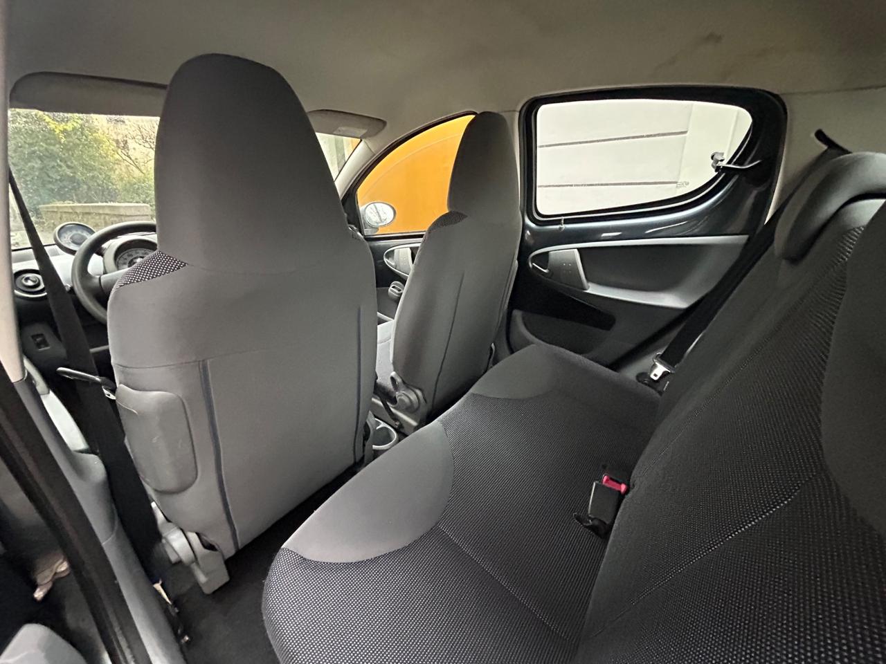 Peugeot 107 1.0 12v 5p 68cv Sweet Years 2Tronic AUTOMATICA!!!