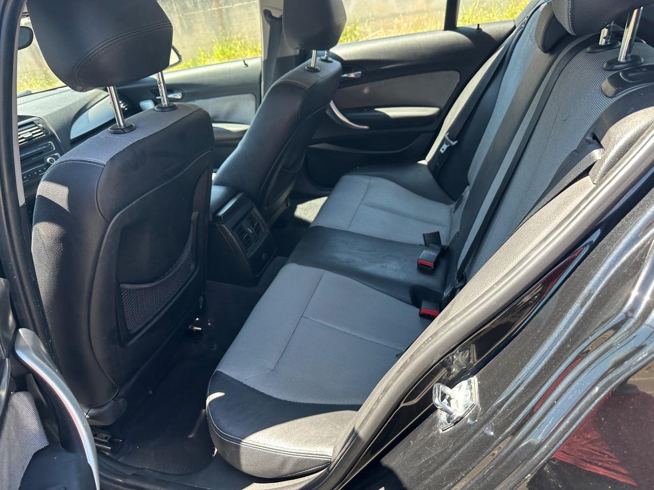 Bmw 116 116d 5p. Urban