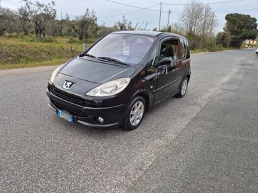 Peugeot 1007 1.4 Happy