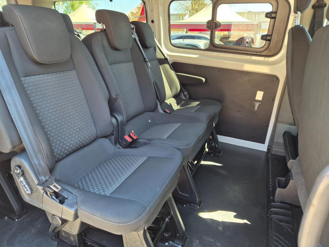 Ford Tourneo Custom 310 2.0 TDCi 130CV PC Titanium