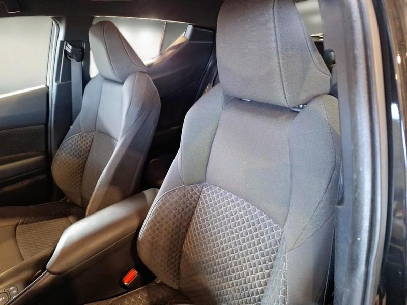 TOYOTA C-HR 1.8H 98CV E-CVT Business