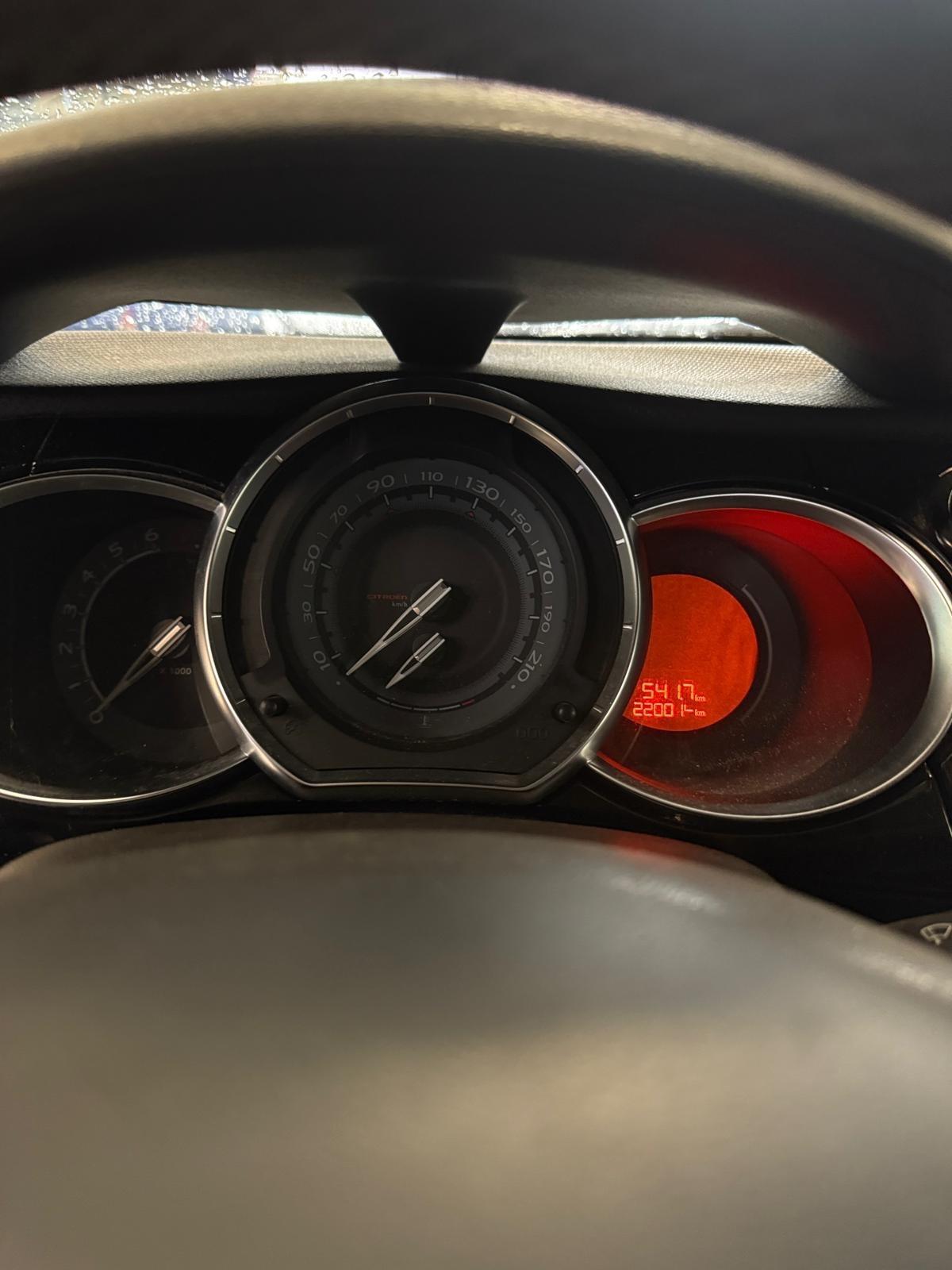 Ds DS3 3 1.6 THP 155 Just Black