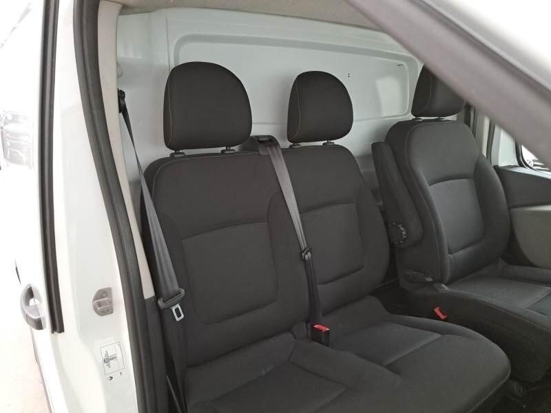 RENAULT TRAFIC L1H1 T27 1600 DCI 120 CV