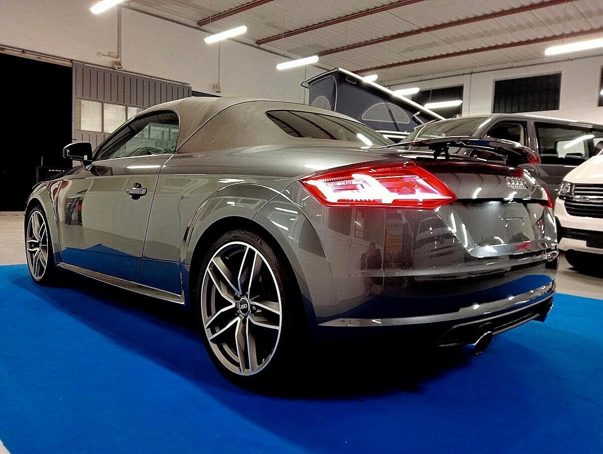 Audi TT ROADSTER 1.8 TFSI SLINE 19" MATRIX CABRIO S-LINE