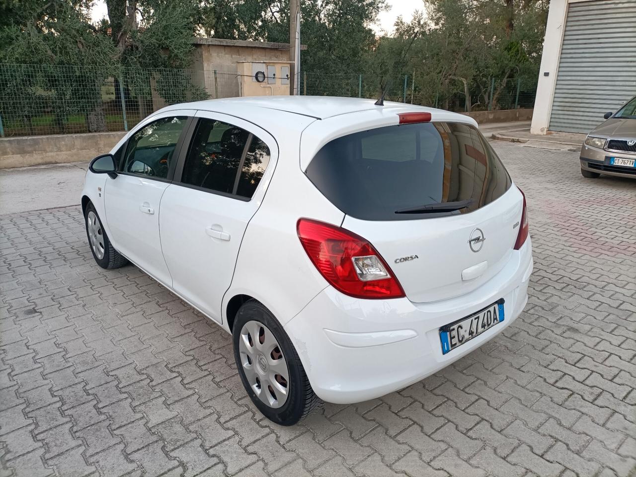 Opel Corsa 1.2 80CV 5 p. GPL-TECH Edition