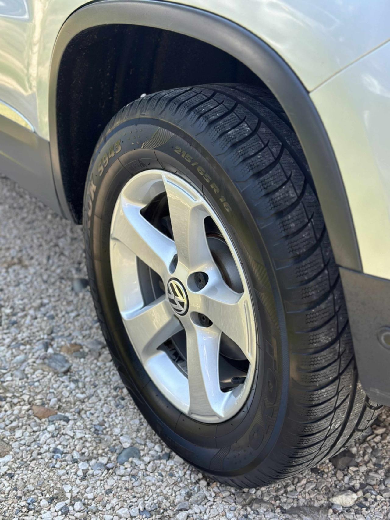 Volkswagen TIGUAN 2.0 TDI DPF 4MOTION SPORT & STYLE