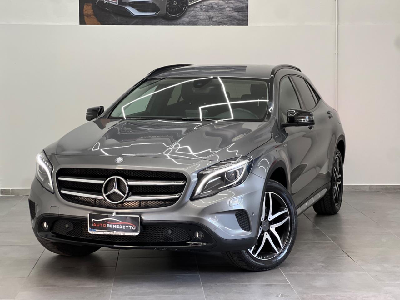 Mercedes glad 220d 4Matic Activity 2016