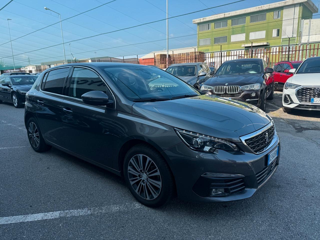 Peugeot 308 5p 1.2 Allure Pack s