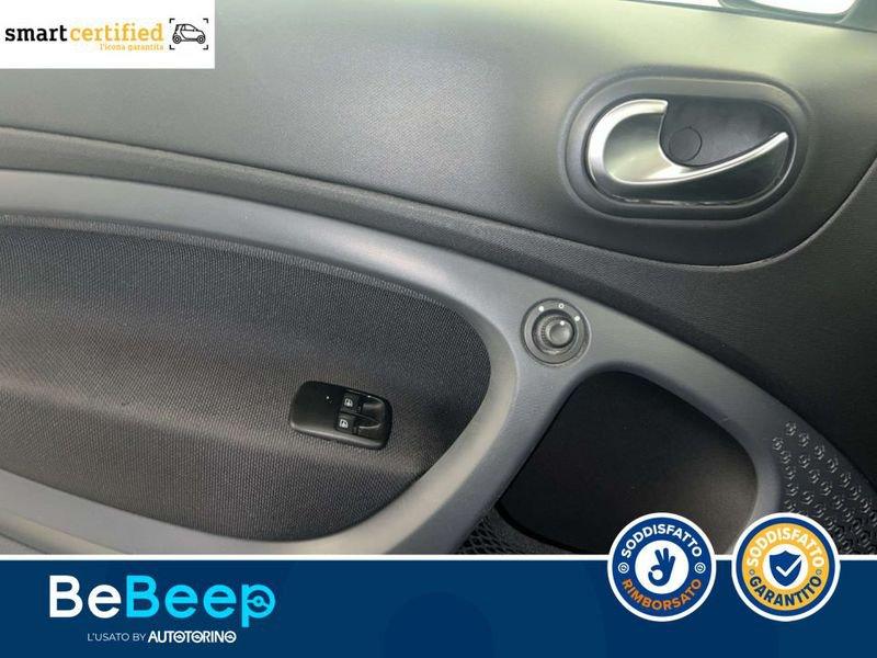 smart fortwo CABRIO EQ USHUAIA