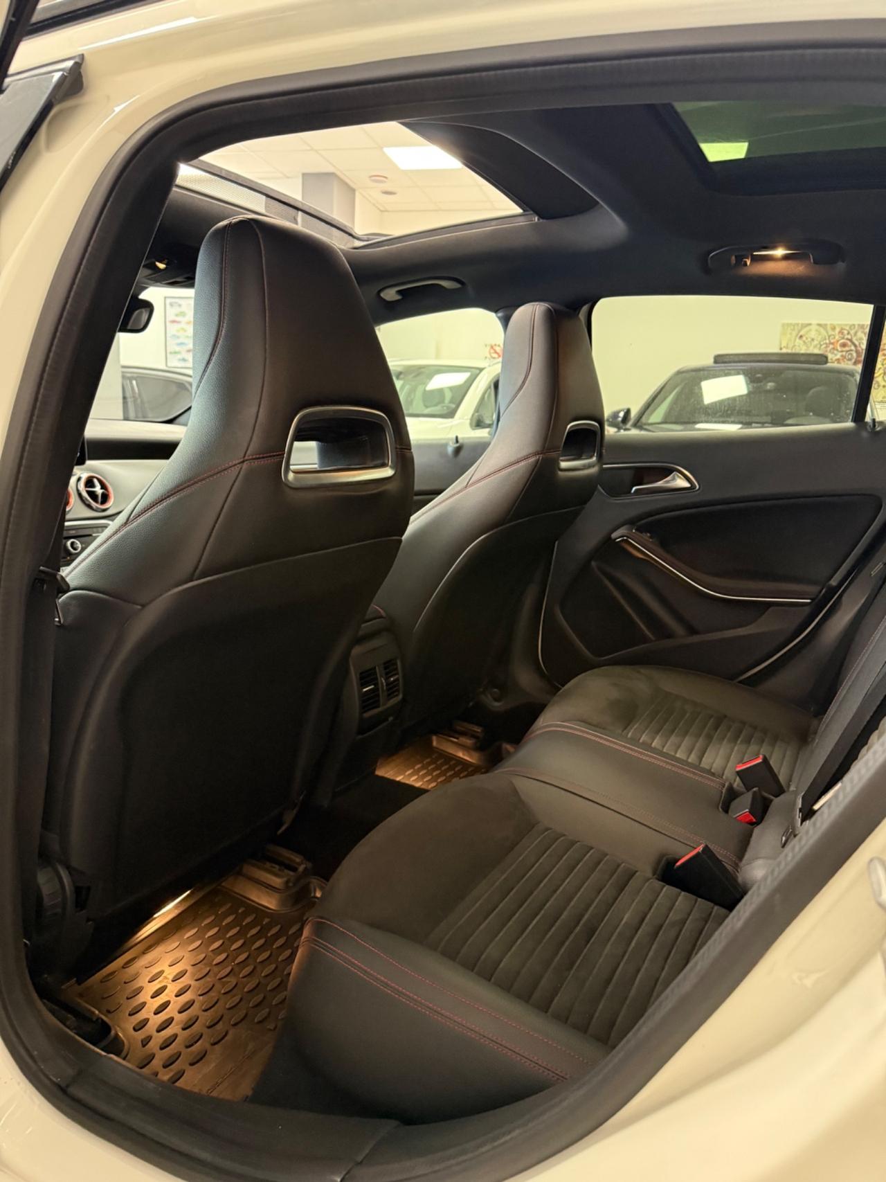 Mercedes-benz GLA 200 d Automatic 4Matic Premium