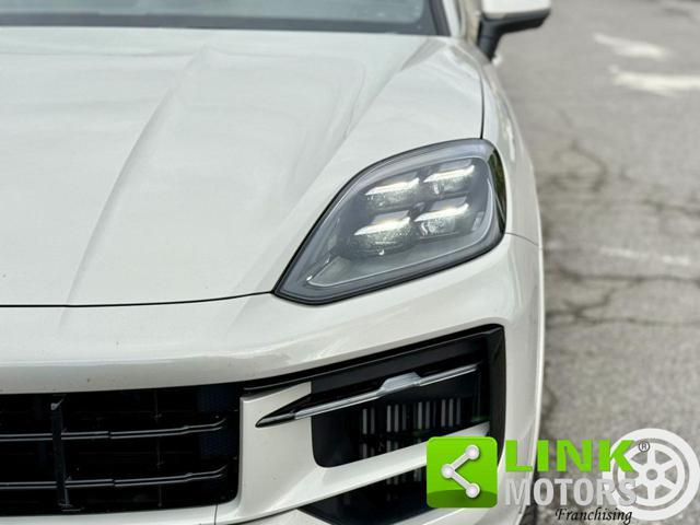 PORSCHE Cayenne Coupé 3.0 V6 SPORT CHRONO GARANZIA IVA ESPOSTA