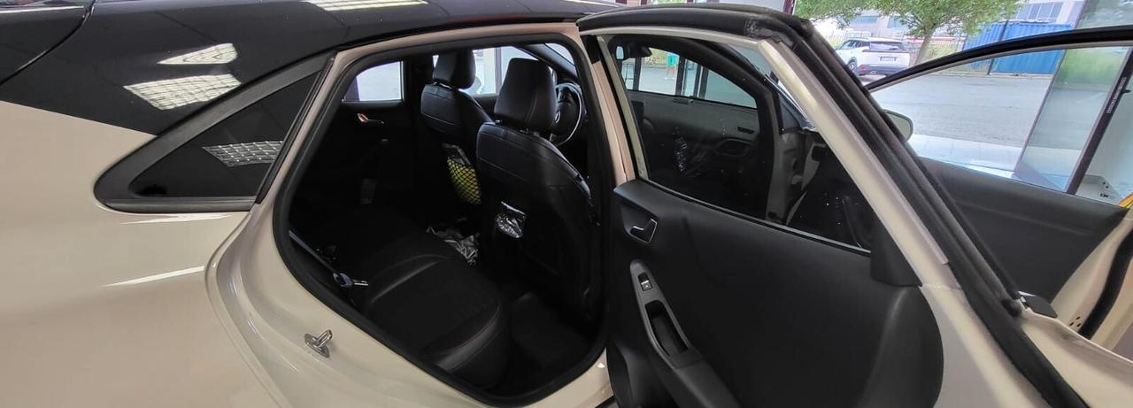 Ford Puma 1.0 EcoBoost Hybrid 125 CV S&S ST-Line- km 54.400- garanzia 12 mesi estendibile fino a 36 mesi.