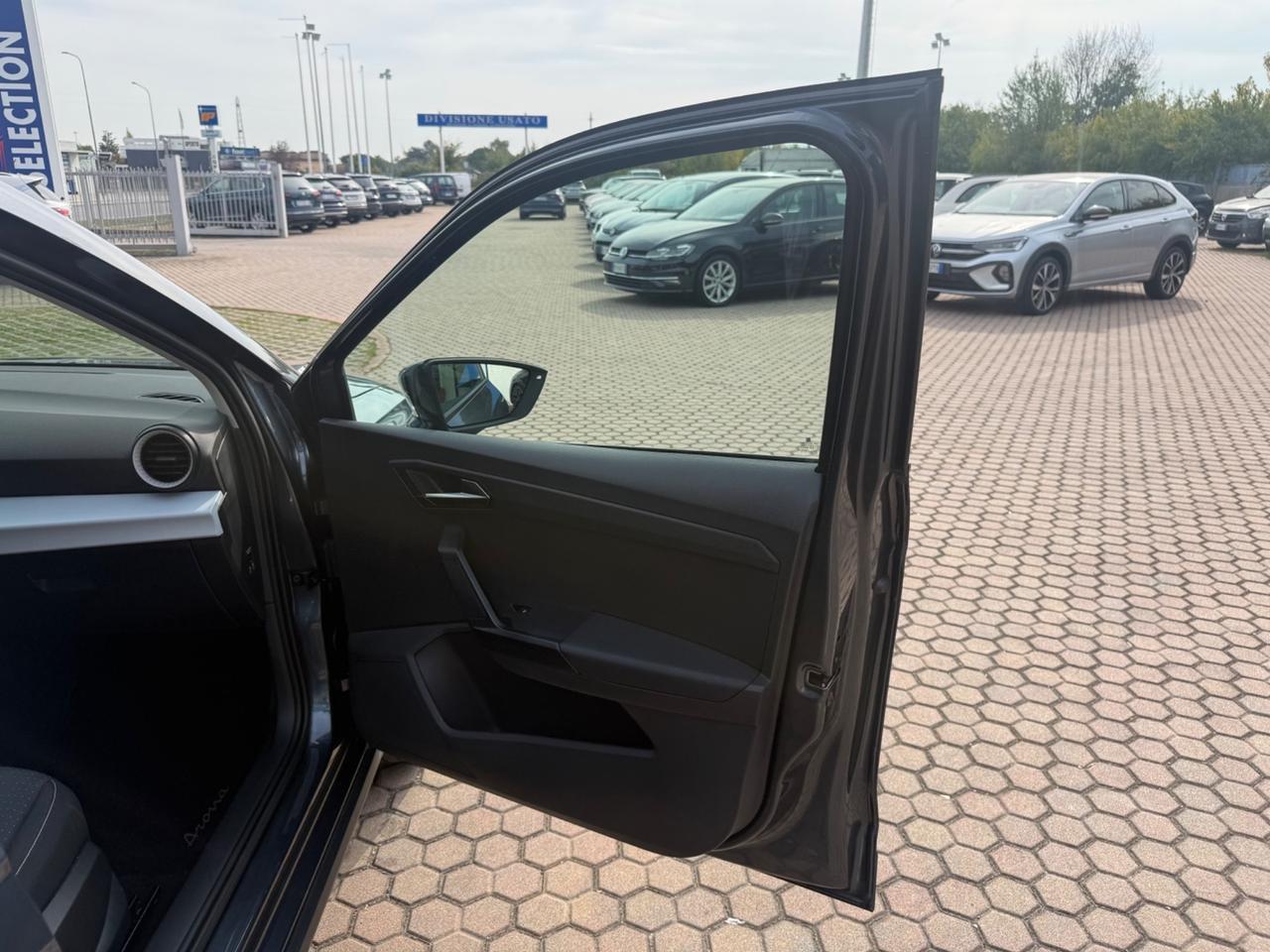 Arona 1.0 EcoTSI Black Edition