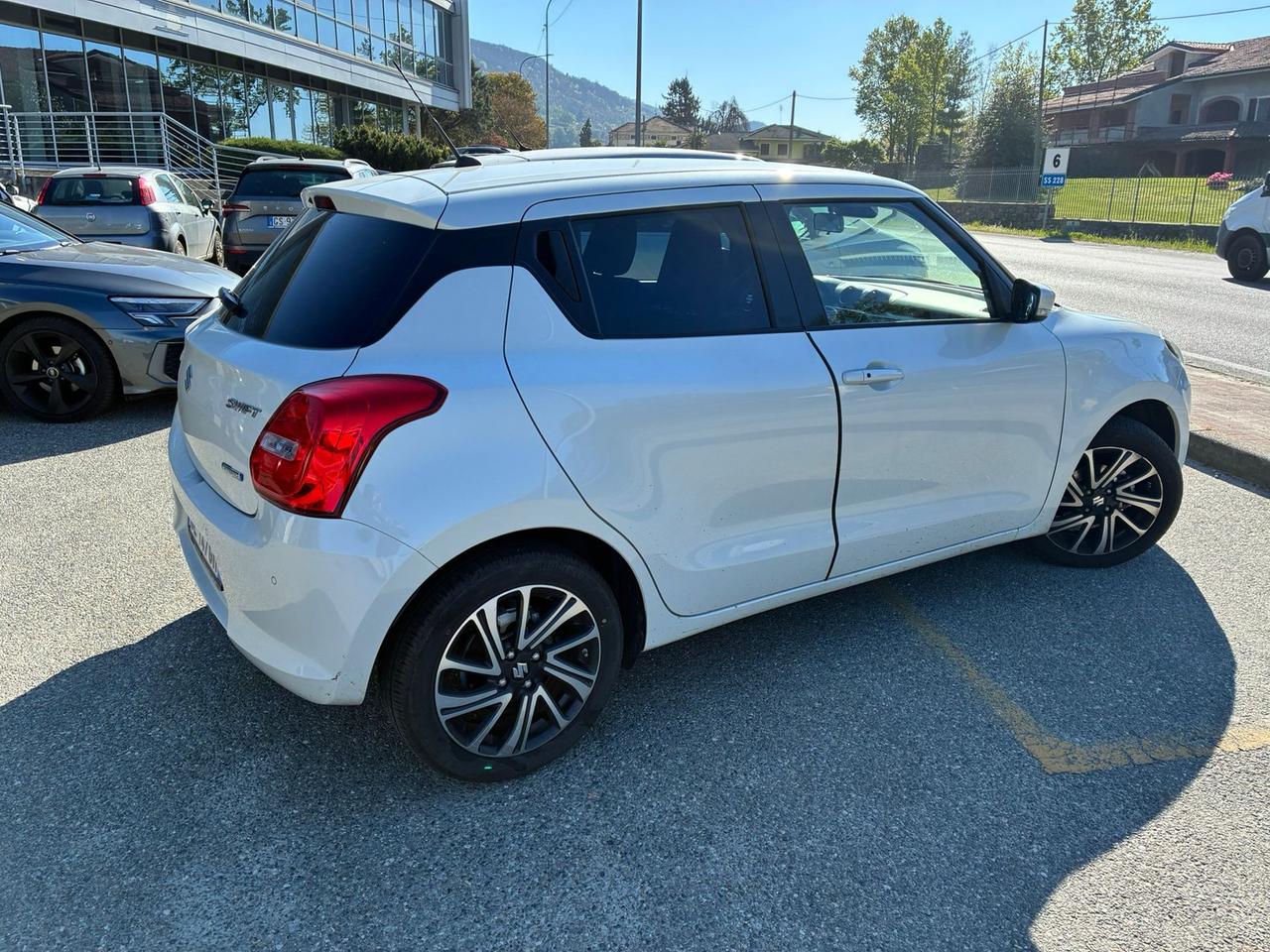 Suzuki Swift 1.2h top 2wd VETTURA IN ARRIVO