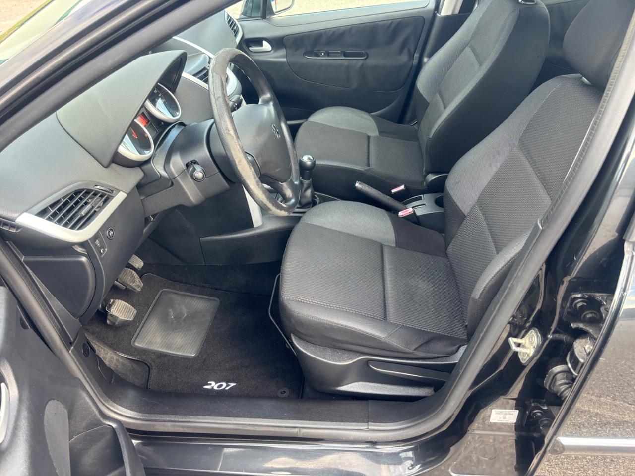 Peugeot 207 Plus 1.4 8V 75CV 5p. ECO GPL