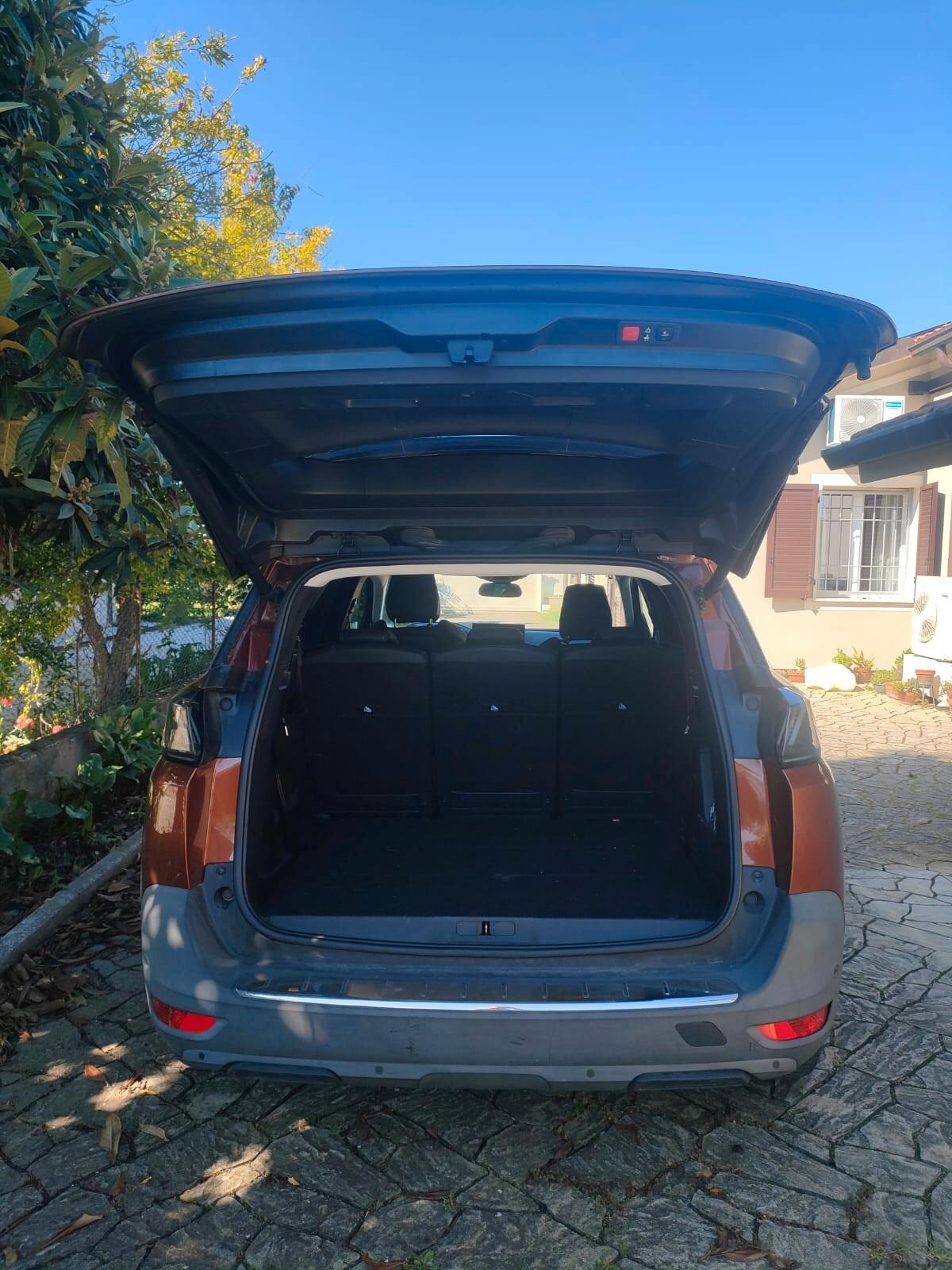 Peugeot 5008 BlueHDi 130 S&S EAT8 Allure Pack