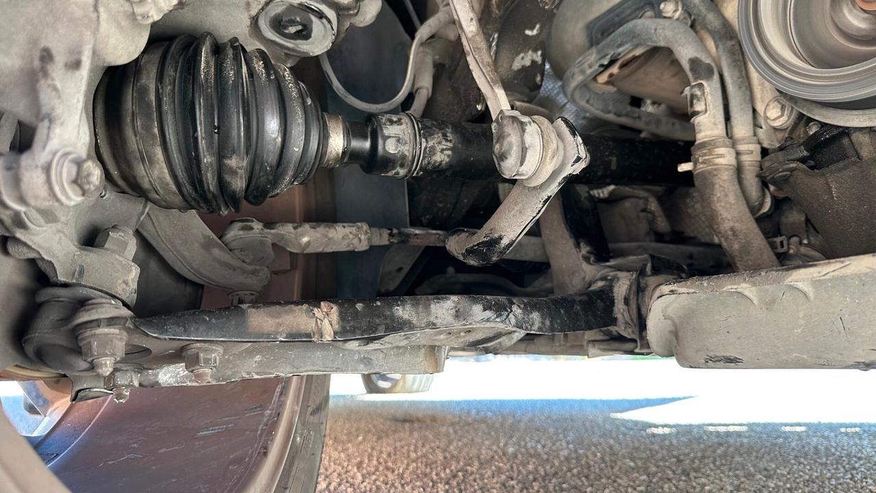 Skoda Karoq 1.6 TDI SCR DSG Style (incidentata)
