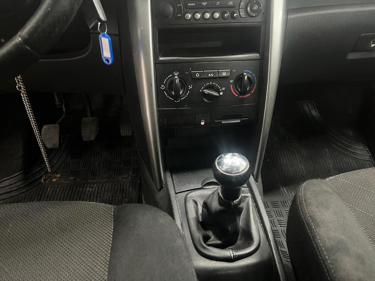 Peugeot 207 1.6 HDi 90CV 5p. XS 2007