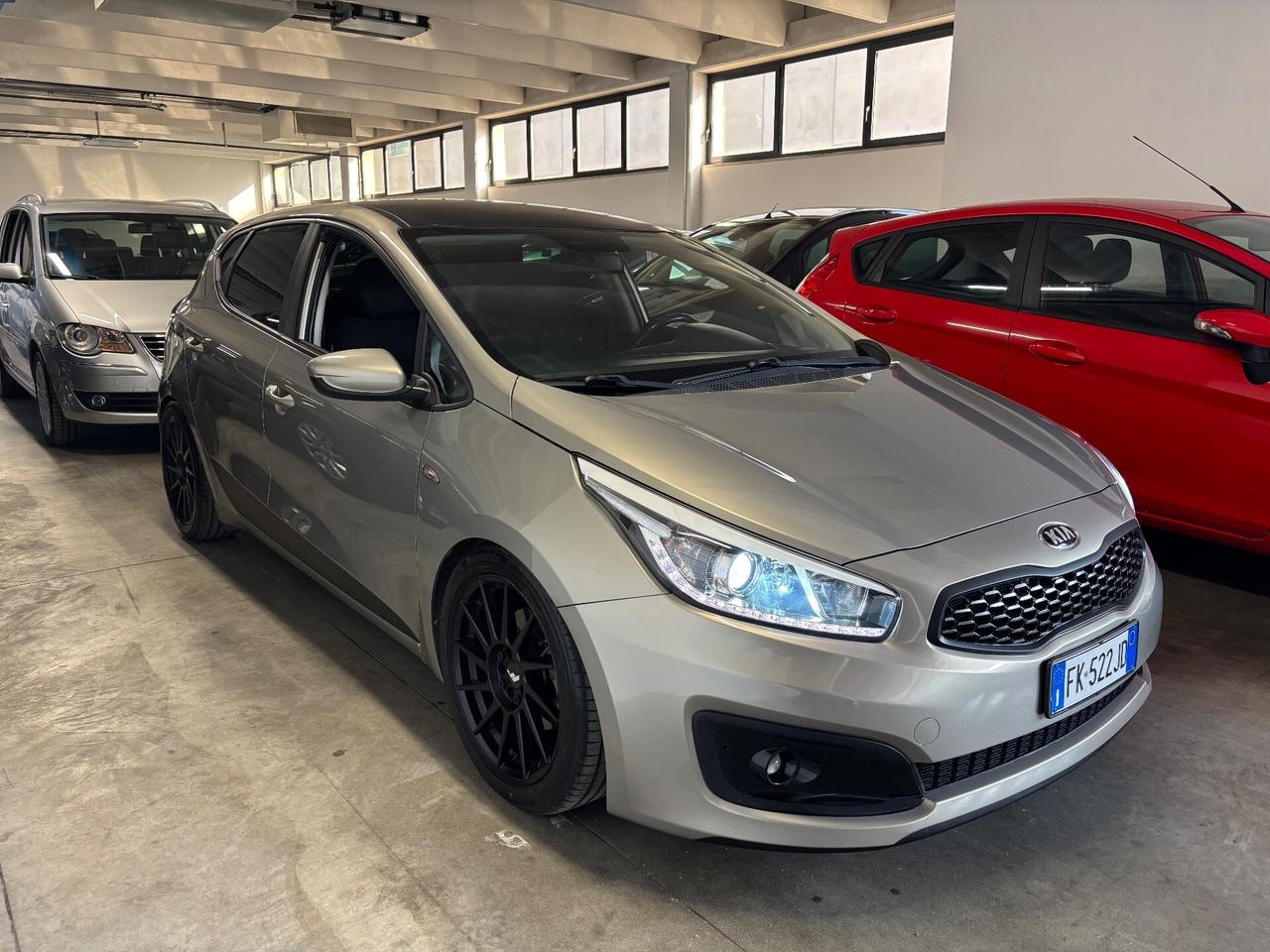 Kia Ceed 1.6 CRDi || GT Line || OK NEOPATENTATI