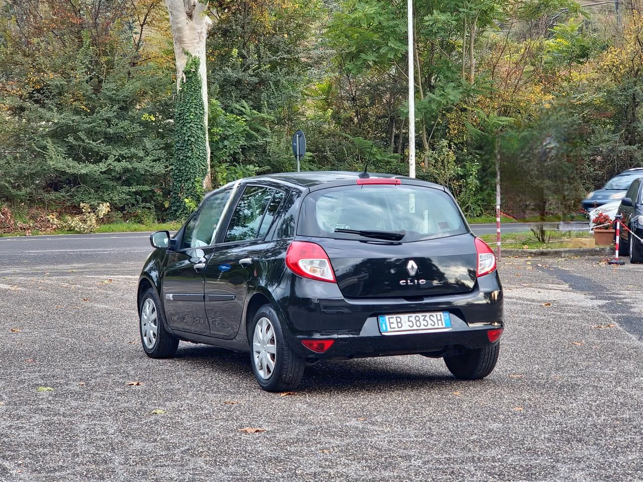 Renault Clio 1.2 16V 5 porte Confort 2010-E4 NEO Manuale