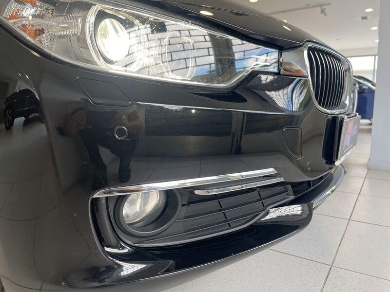 BMW Serie 3 318d Luxury km 109.000