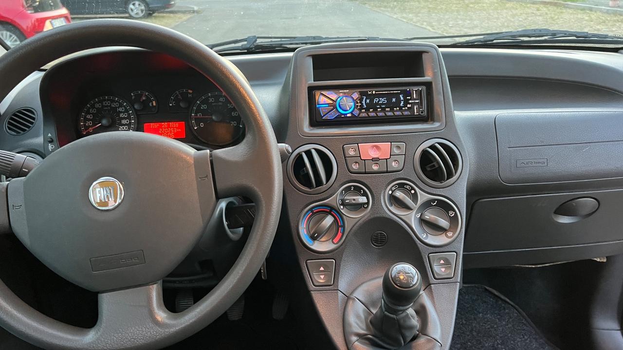 Fiat Panda 1.2 benzina/metano x neopatentati