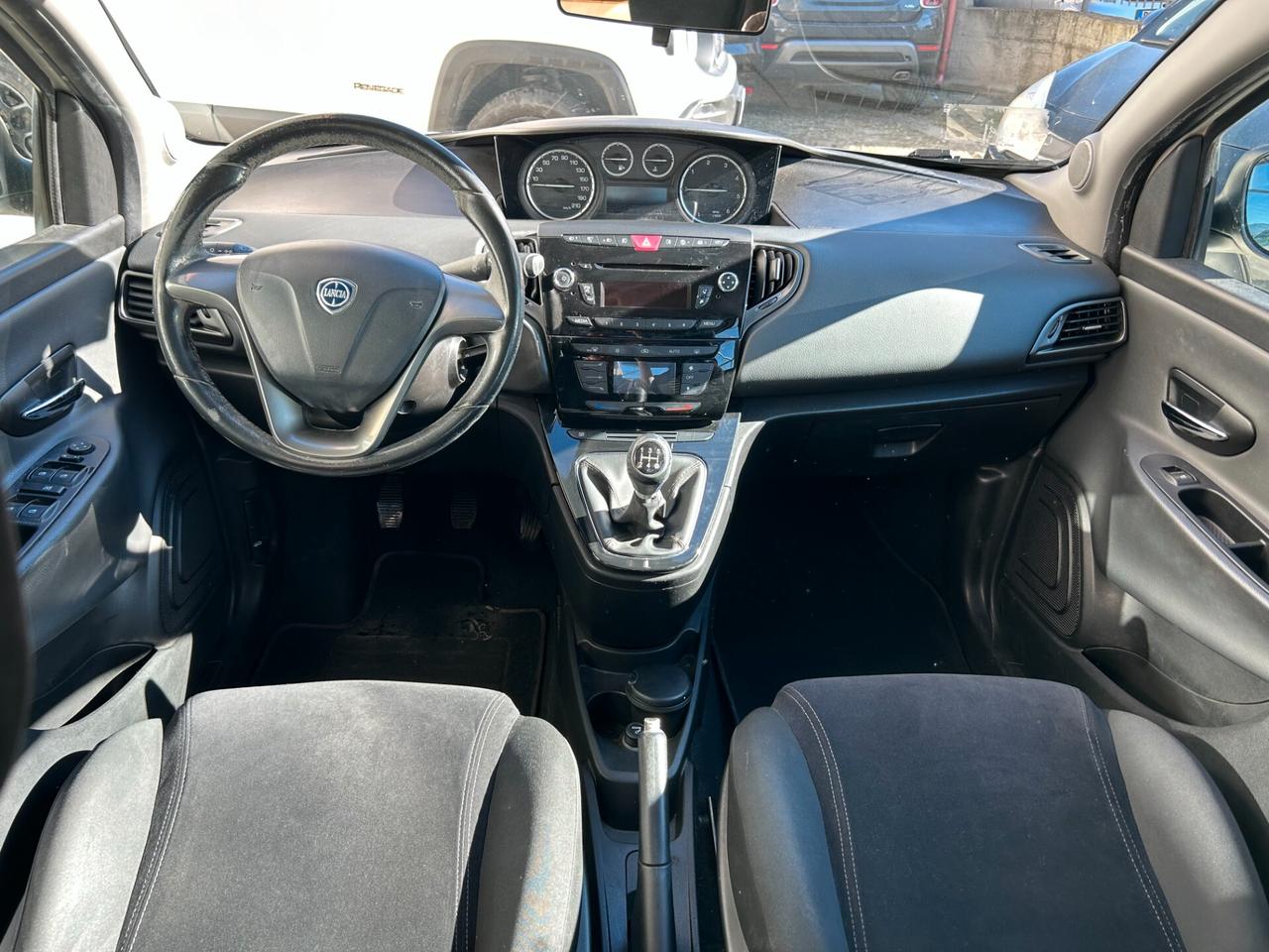 Lancia Ypsilon 1.3 MJT