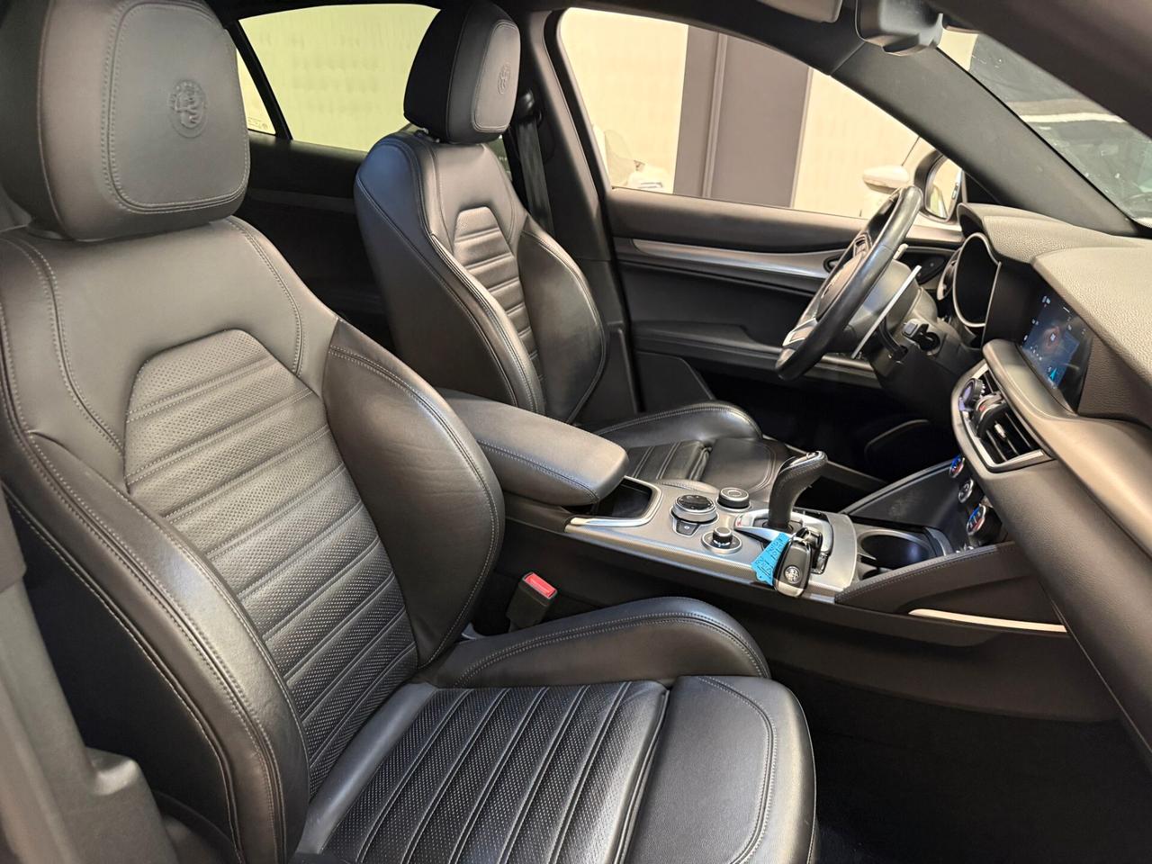 Alfa Romeo Stelvio 2.2 Turbodiesel 210 CV AT8 Q4 Veloce