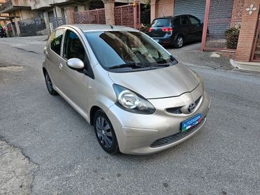 Toyota Aygo 1.0 12V VVT-i 5 porte