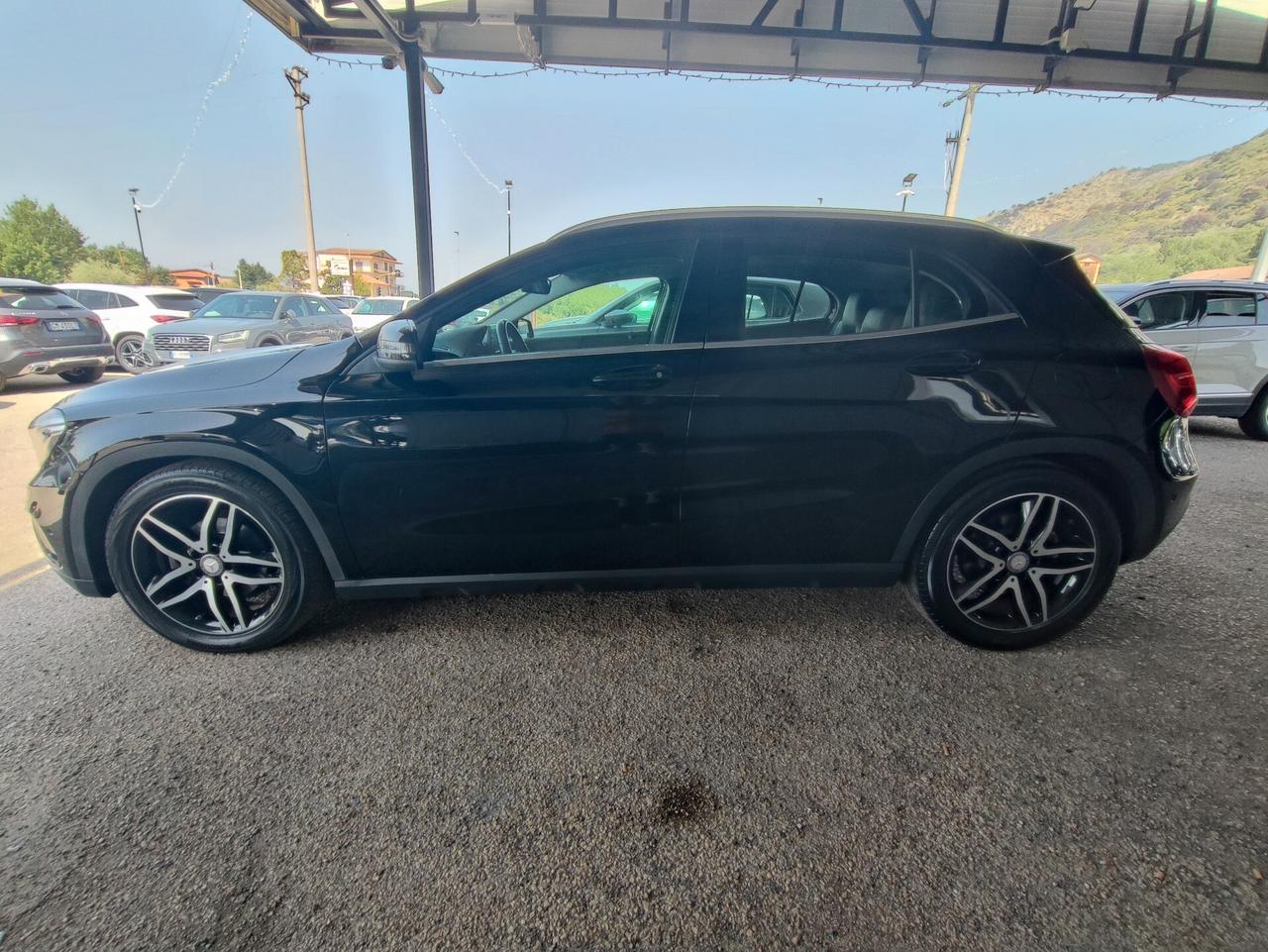 Mercedes-benz GLA 220 d Automatic 4Matic Premium