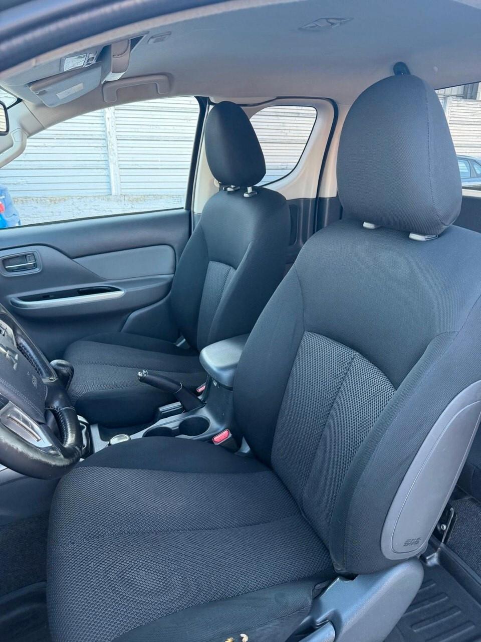 Mitsubishi L200 2.4 DI-D/154CV 2WD Double Cab Invite