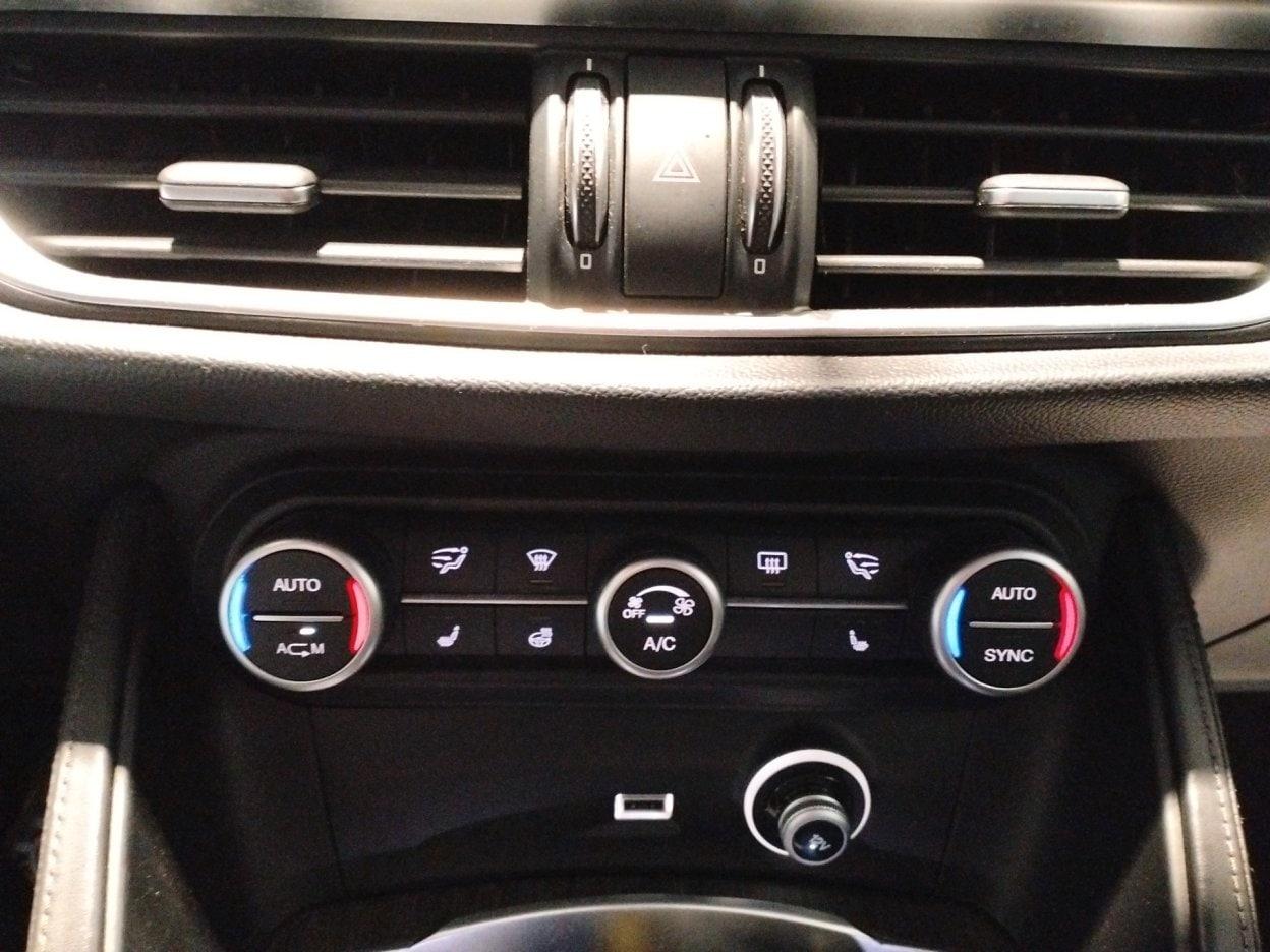 ALFA ROMEO Stelvio Stelvio 2.2 Turbodiesel 210 ...