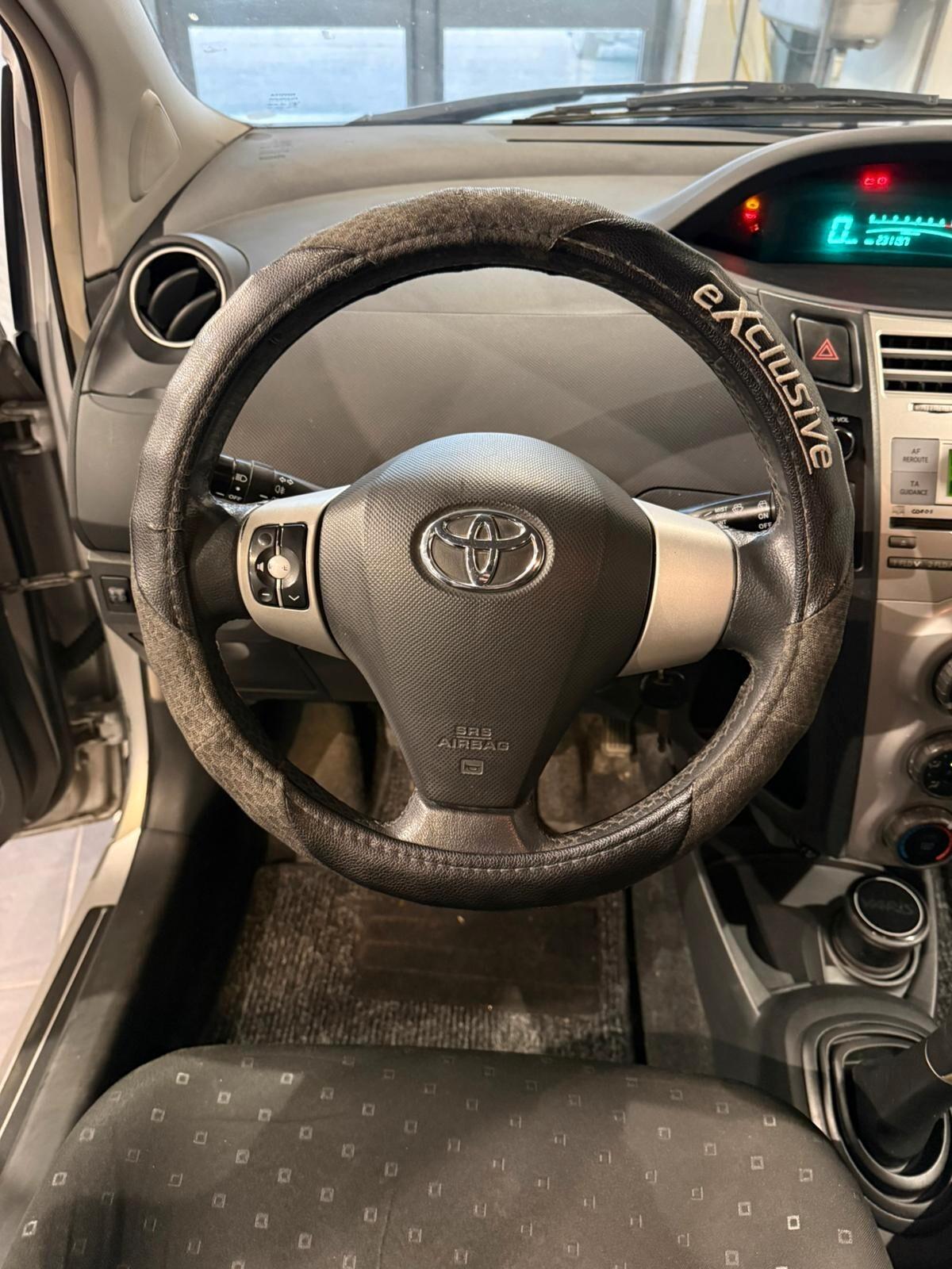 Toyota Yaris NEOPATENTATI