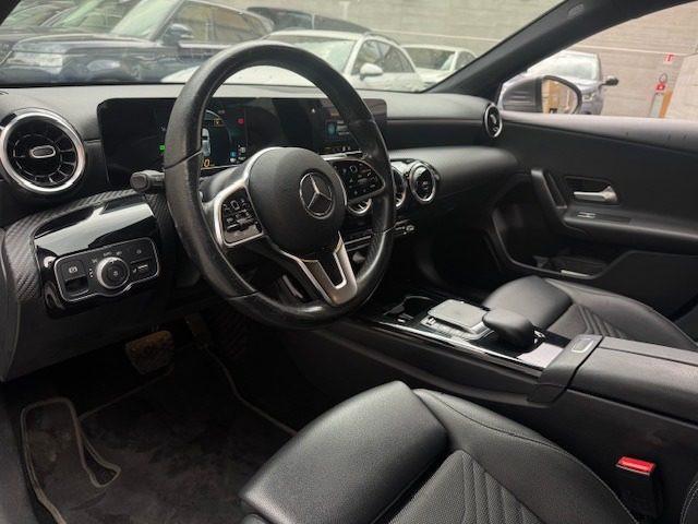 MERCEDES-BENZ A 250 e Automatic EQ-Power Business Extra