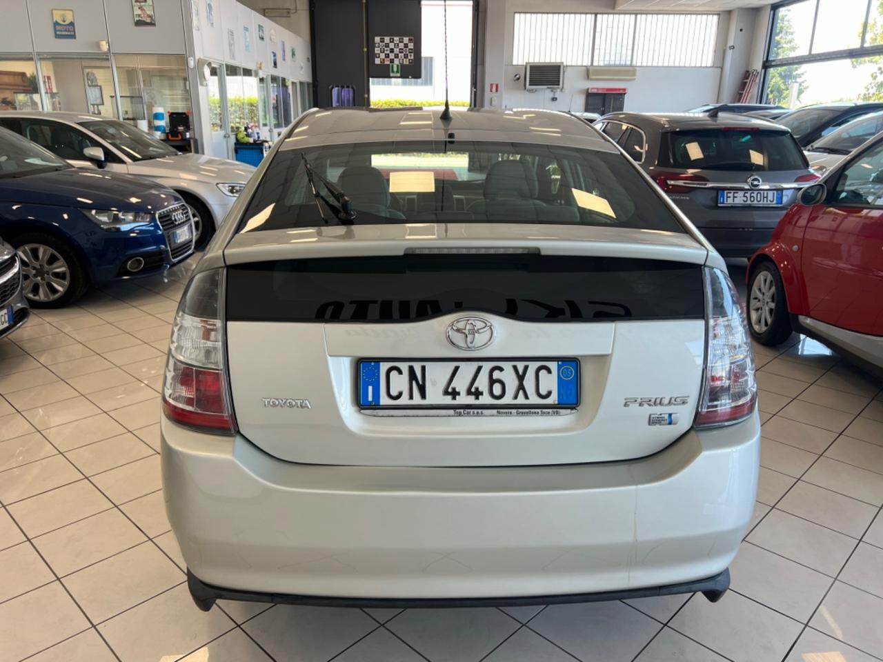 Toyota Prius 1.5i 16V