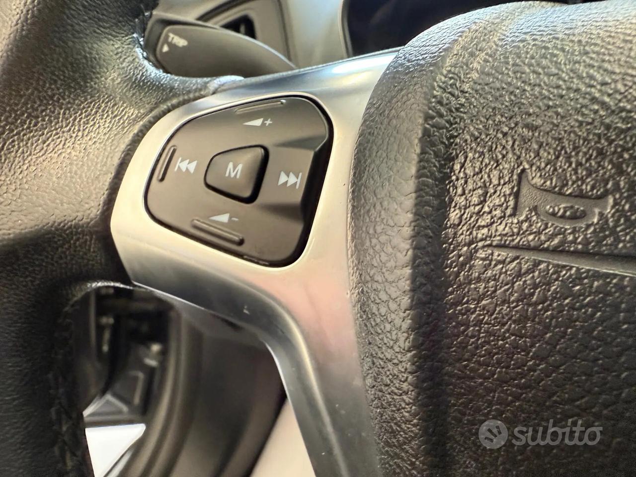 Ford B-Max 1.5 TDCi 95 CV Titanium okneopatentati