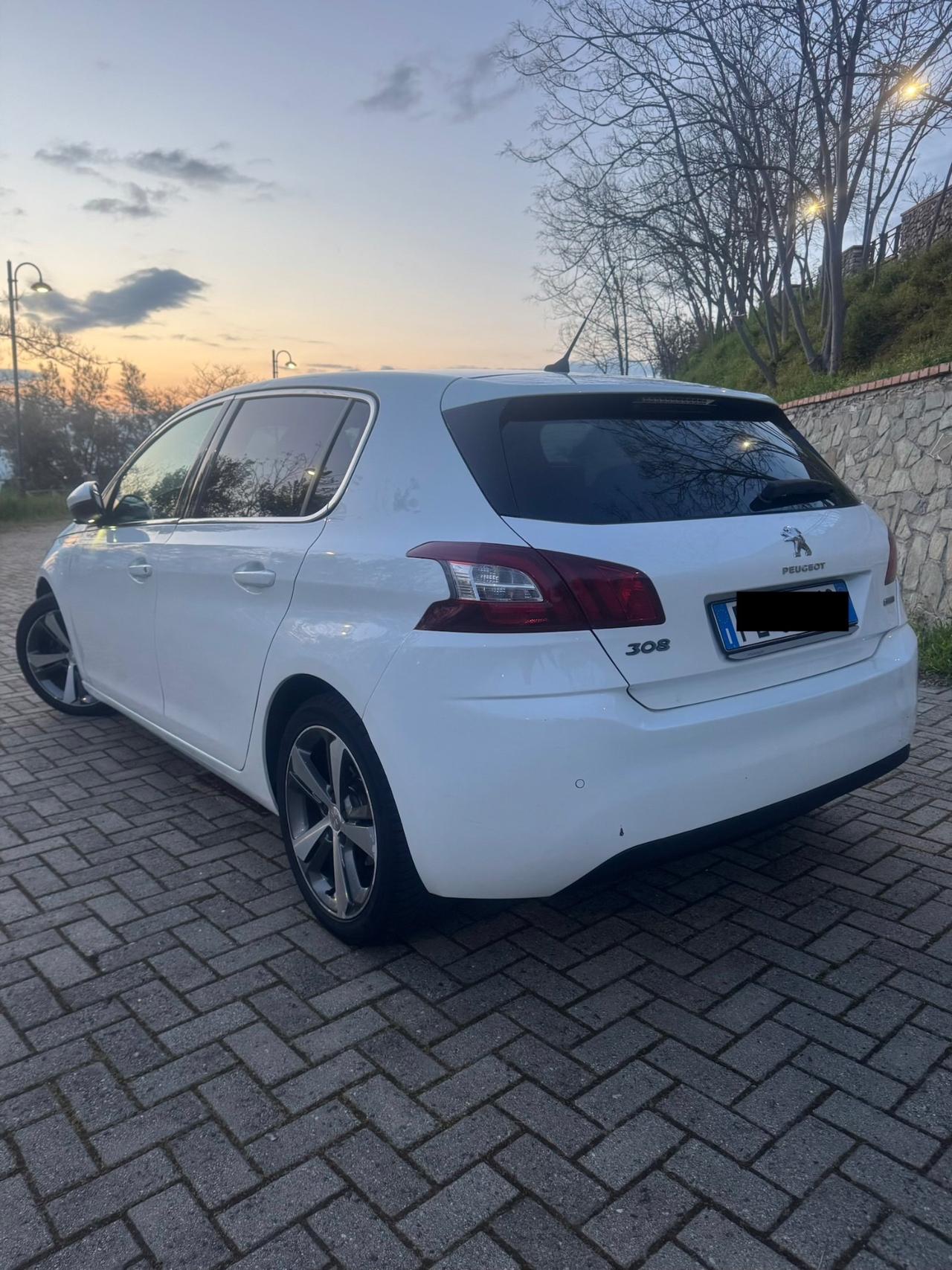 Peugeot 308 BlueHDi 1.6 Diesel 120Cv GT Line 2016