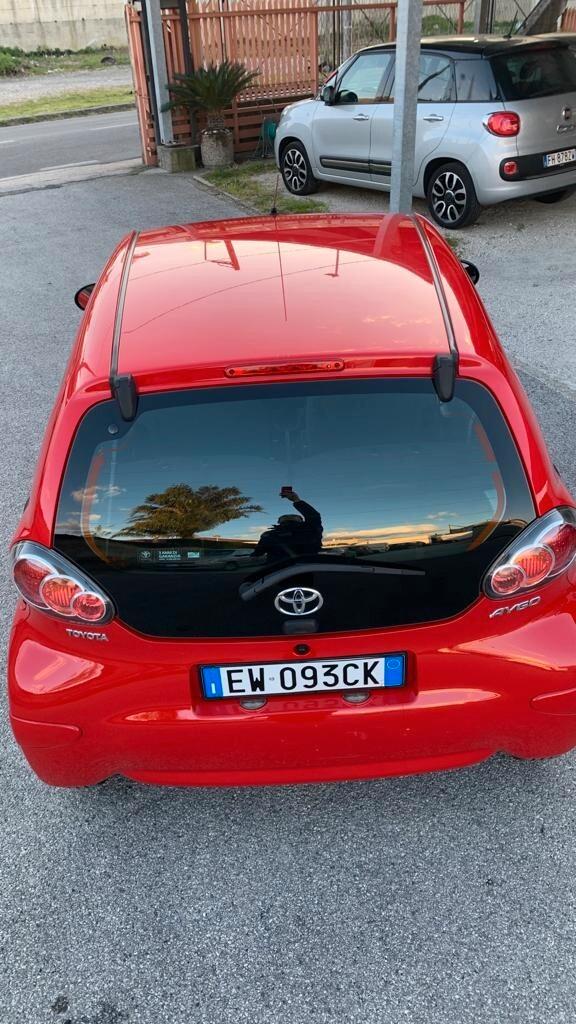 Toyota Aygo 1.0 12V VVT-i 5 porte Lounge Connect