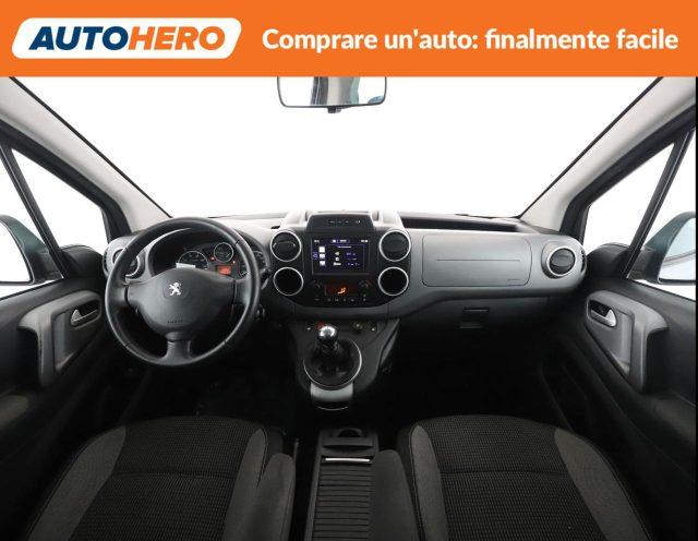 PEUGEOT Partner Tepee BlueHDi 120 S&S Outdoor