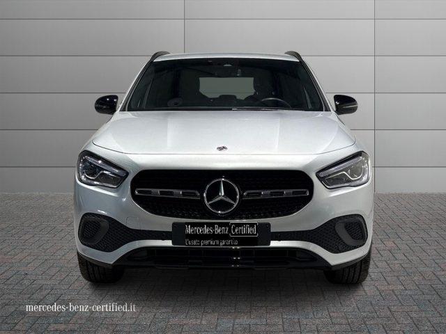 MERCEDES-BENZ GLA 250 e hybrid EQ Sport Plus