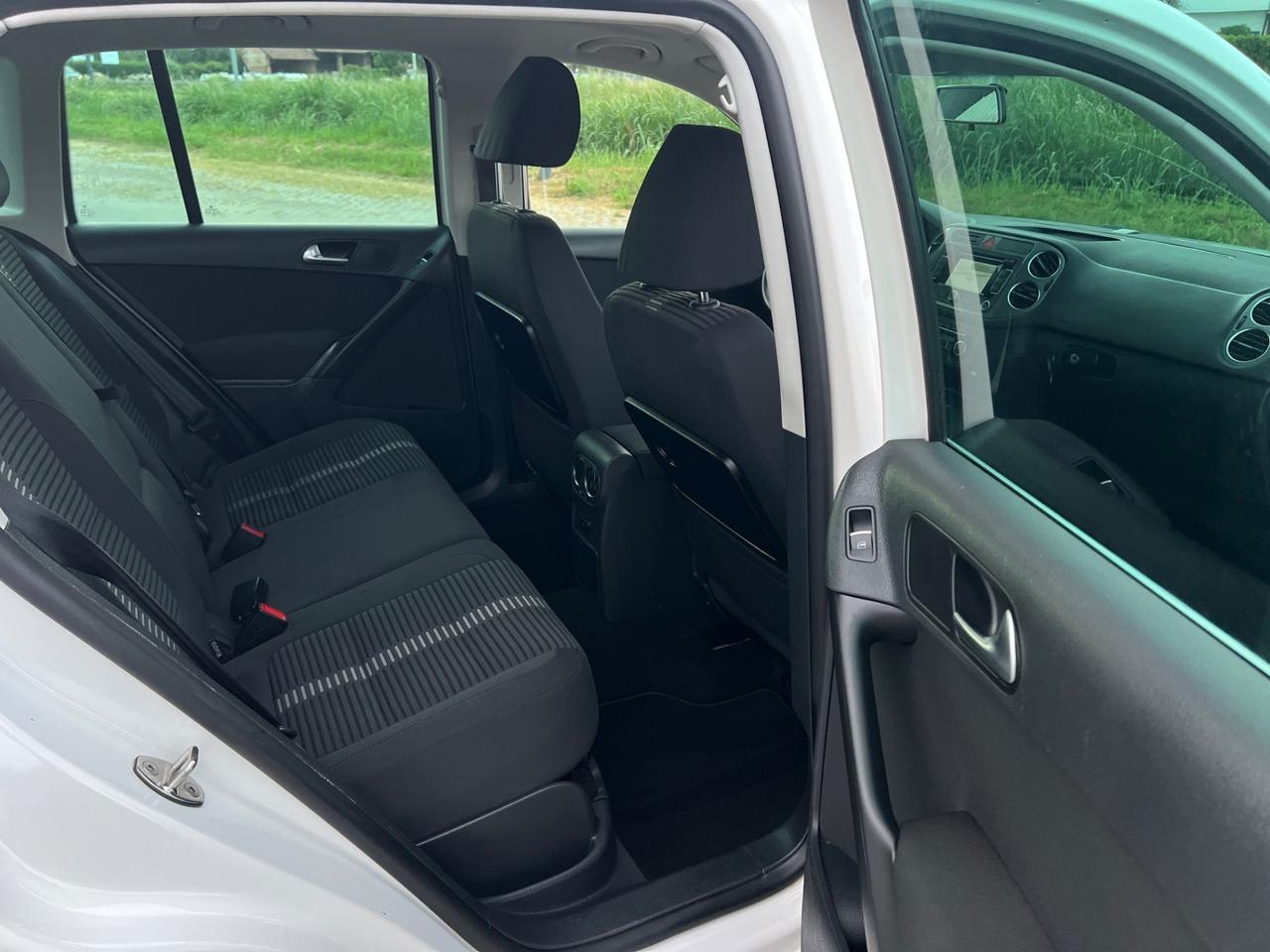 Volkswagen Tiguan 2.0 TDI DPF 4MOTION DSG Sport & Style