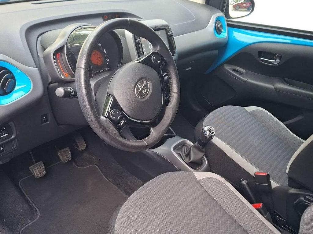 Toyota Aygo 5 Porte 1.0 VVT-i x-fun