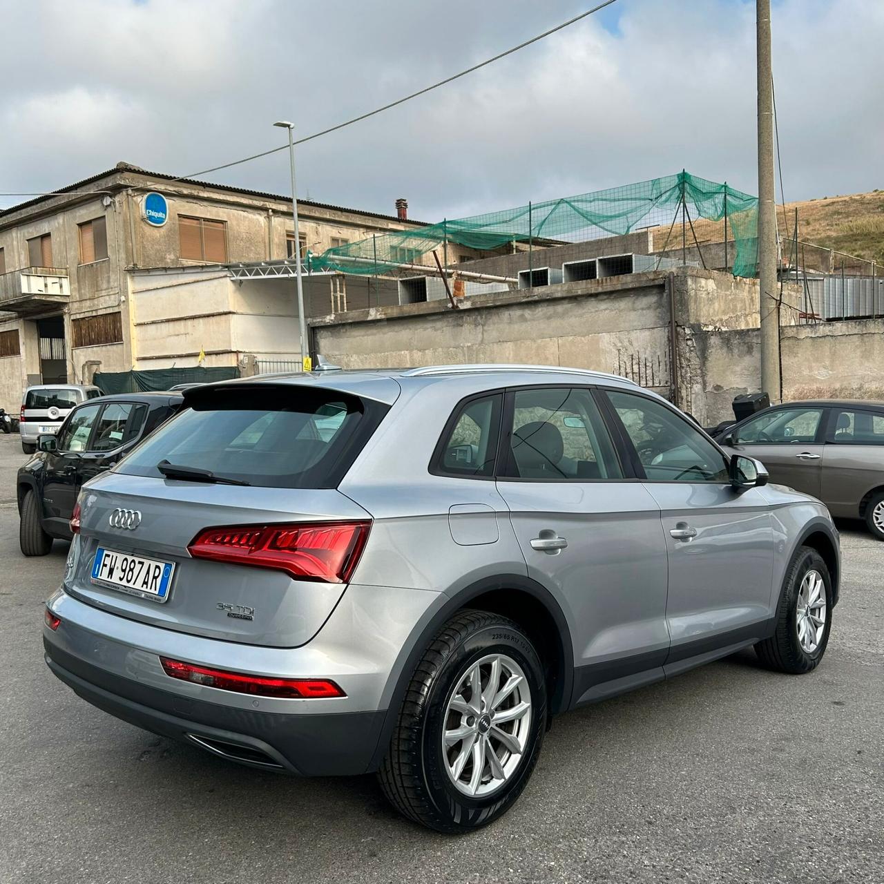 Audi Q5 2.0 TDI quattro S tronic Business