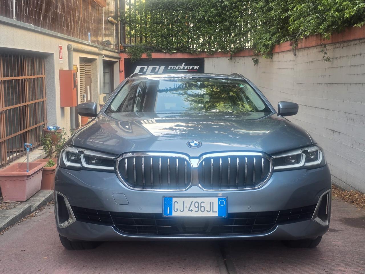 Bmw 520 520d 48V xDrive Touring Luxury - Automatica - Unico proprietario