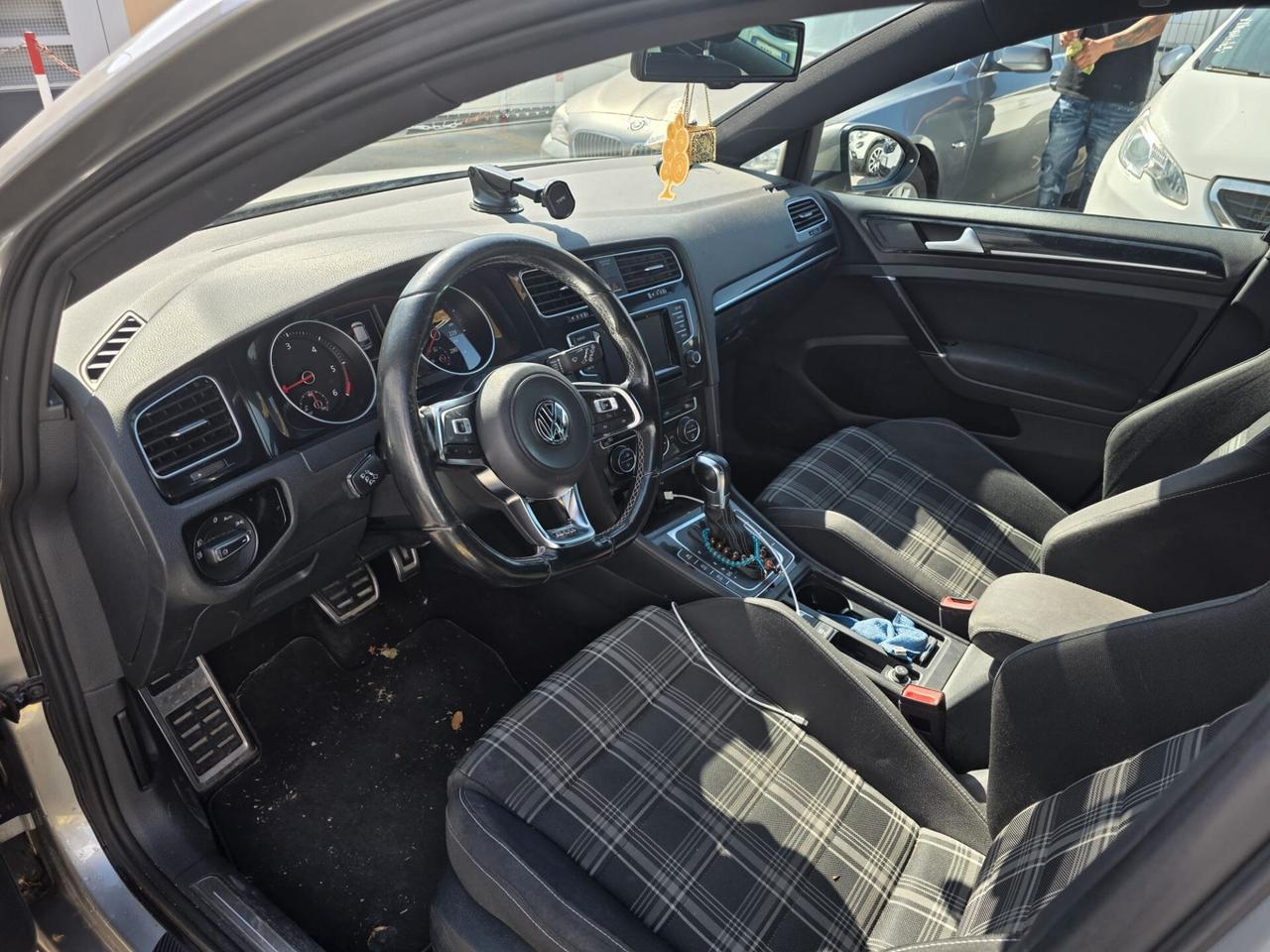 VW Golf 7 GTD 2.0 TDI DSG 2015