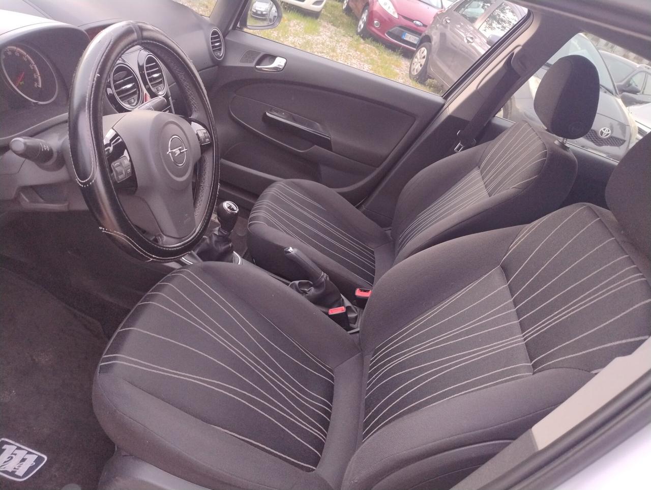 Opel Corsa 1.2 5 porte Edition