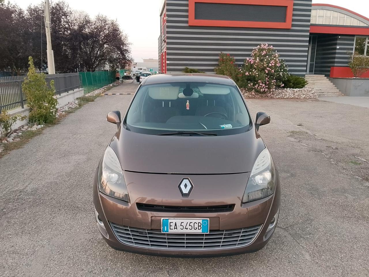 Renault Scenic Scénic 1.9 dCi-7 POSTI-NEOPAT-150.000-2010