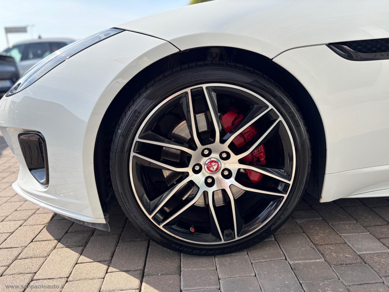 JAGUAR F-Type 2.0 aut. Coupé Chequered Flag