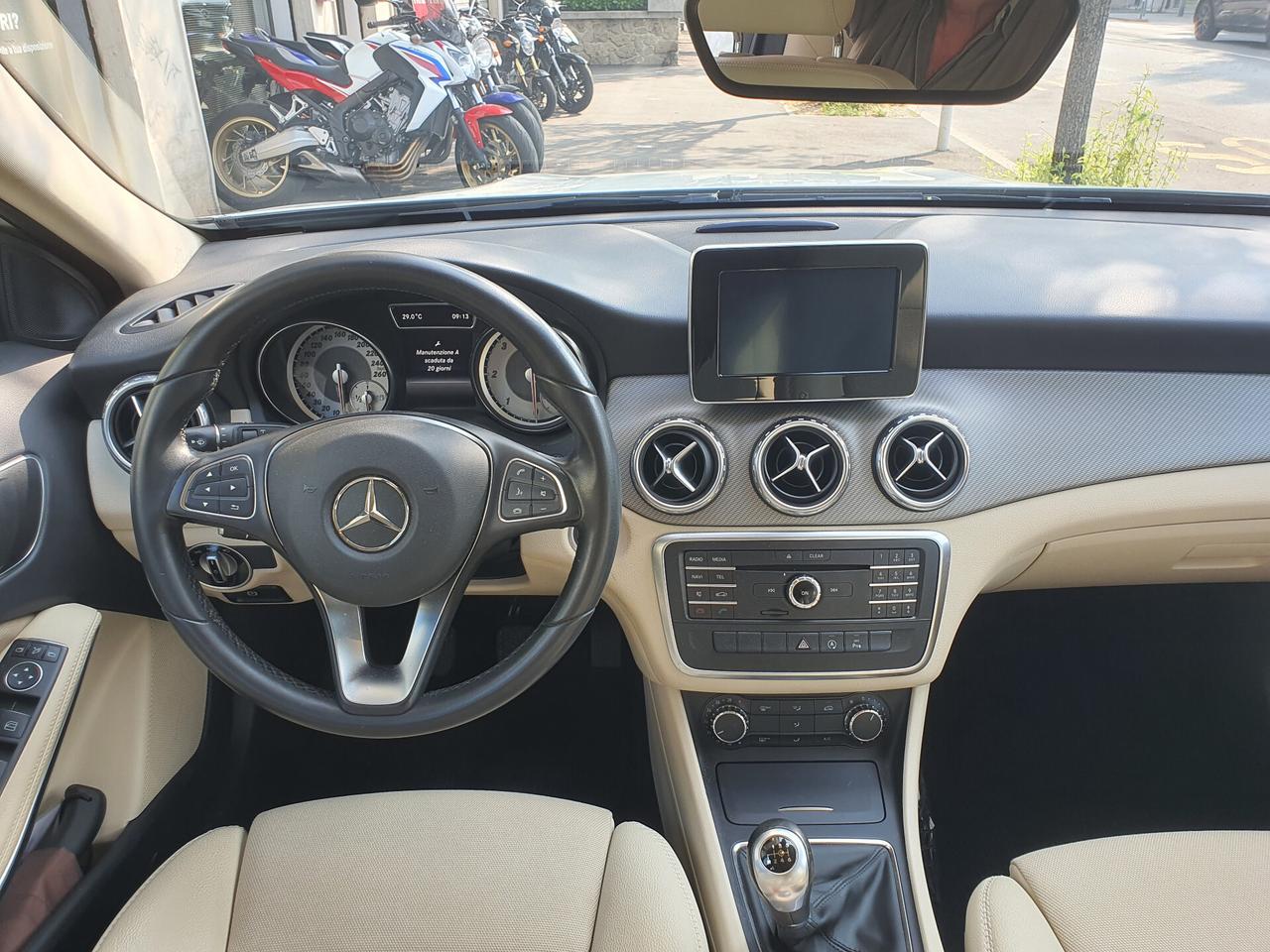 Mercedes-benz GLA 200 GLA 200 d Executive